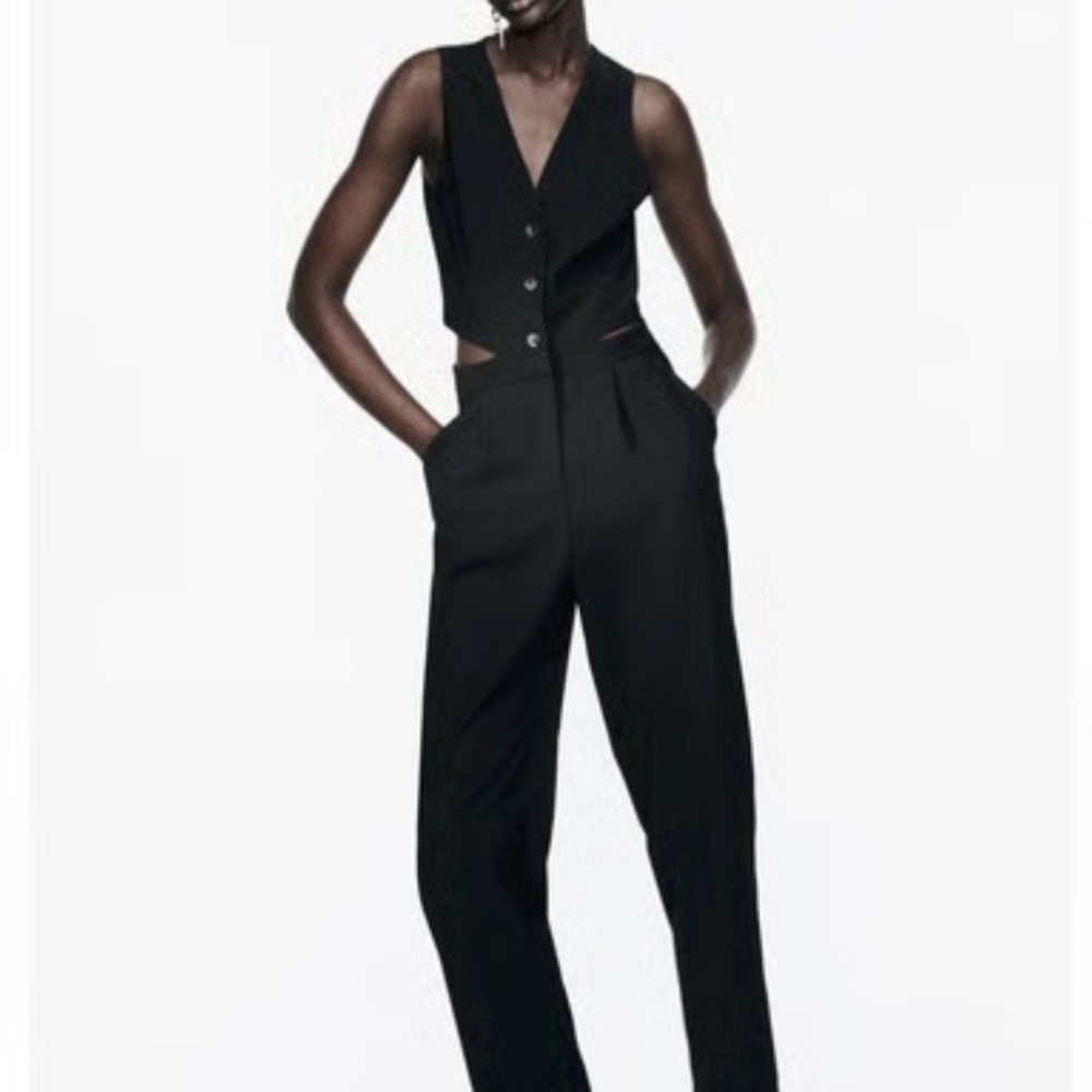 Zara Black Sleeveless Jumpsuit
